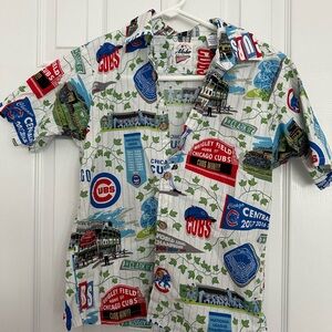 Cubs Hawaiian shirt, boys size L